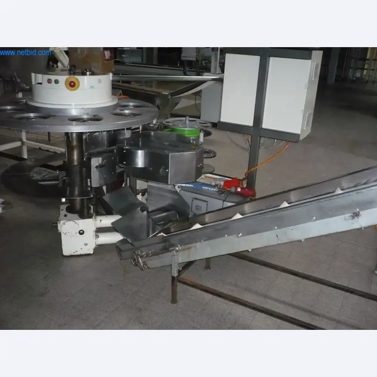 Máquinas de panadería en una gran panadería-3