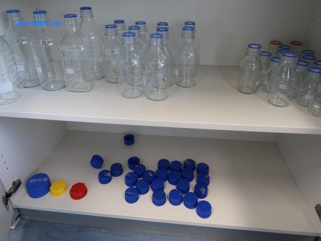 Büro- und Labormöbel, Laborgeräte und Laborausstattung-7