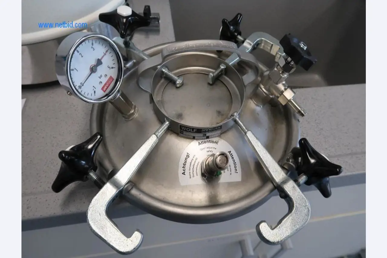 Office and laboratory furniture, laboratory devices and equipment-3