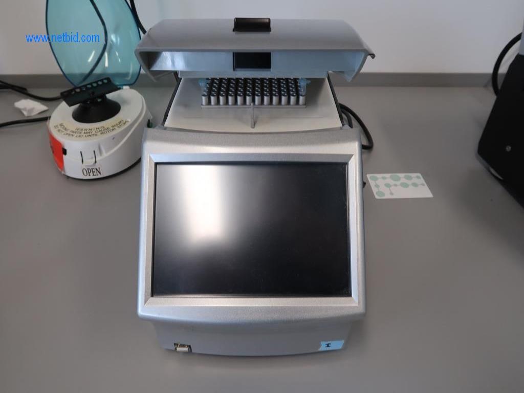 Mobiliário de escritório e de laboratório, material de laboratório e equipamento de laboratório-2