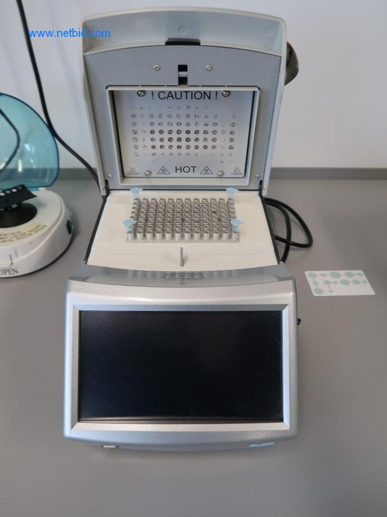 Mobiliário de escritório e de laboratório, material de laboratório e equipamento de laboratório-4