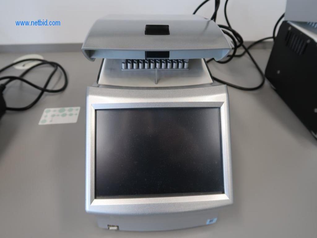 Mobiliário de escritório e de laboratório, material de laboratório e equipamento de laboratório-2