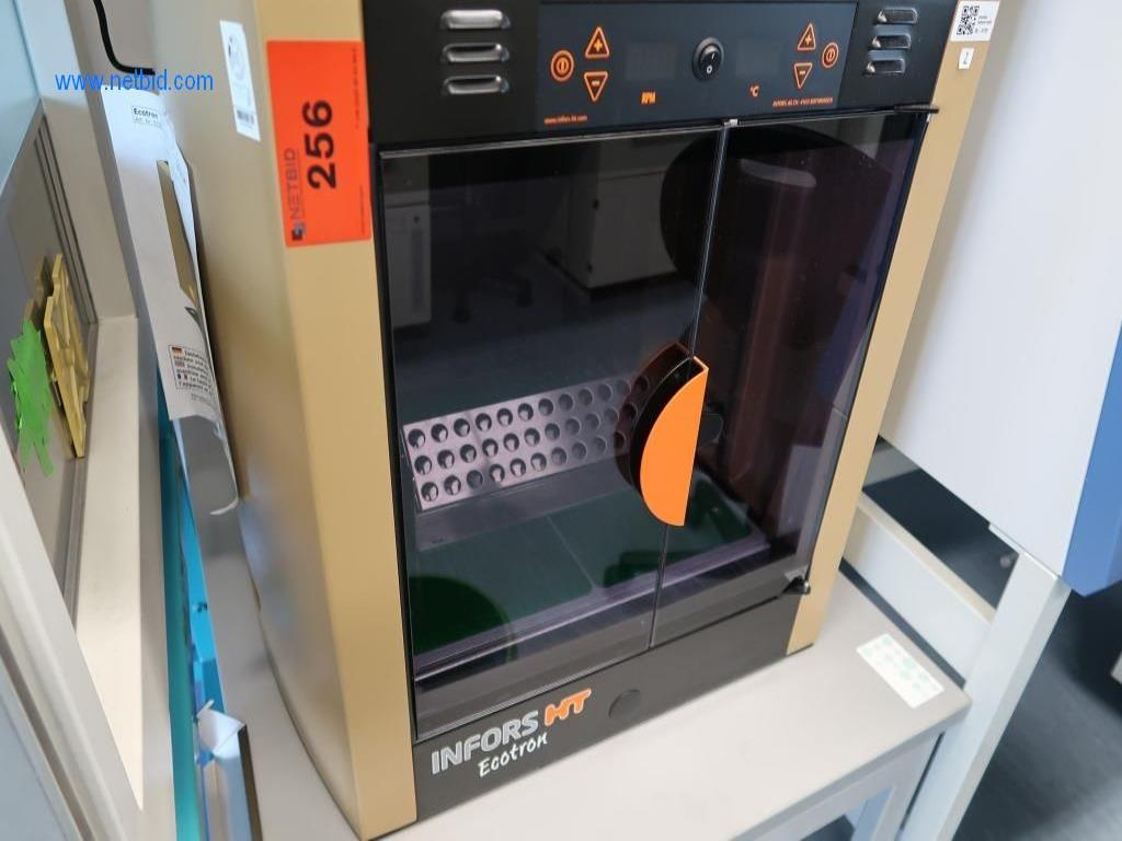 Büro- und Labormöbel, Laborgeräte und Laborausstattung-1