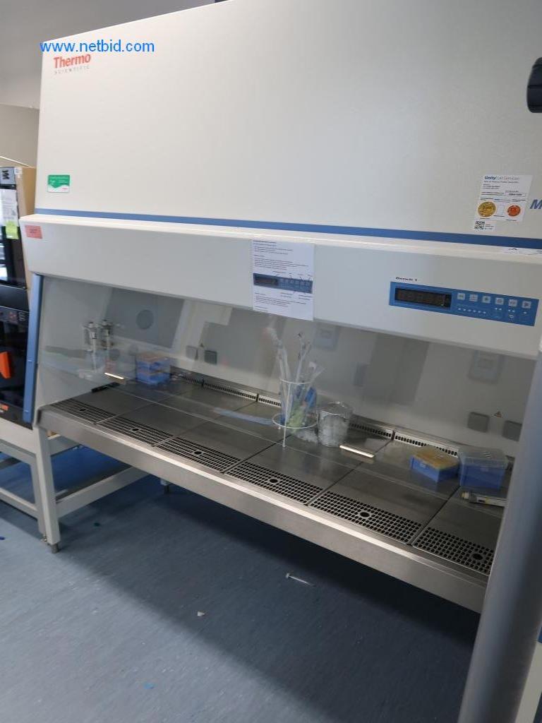 Mobiliário de escritório e de laboratório, material de laboratório e equipamento de laboratório-3