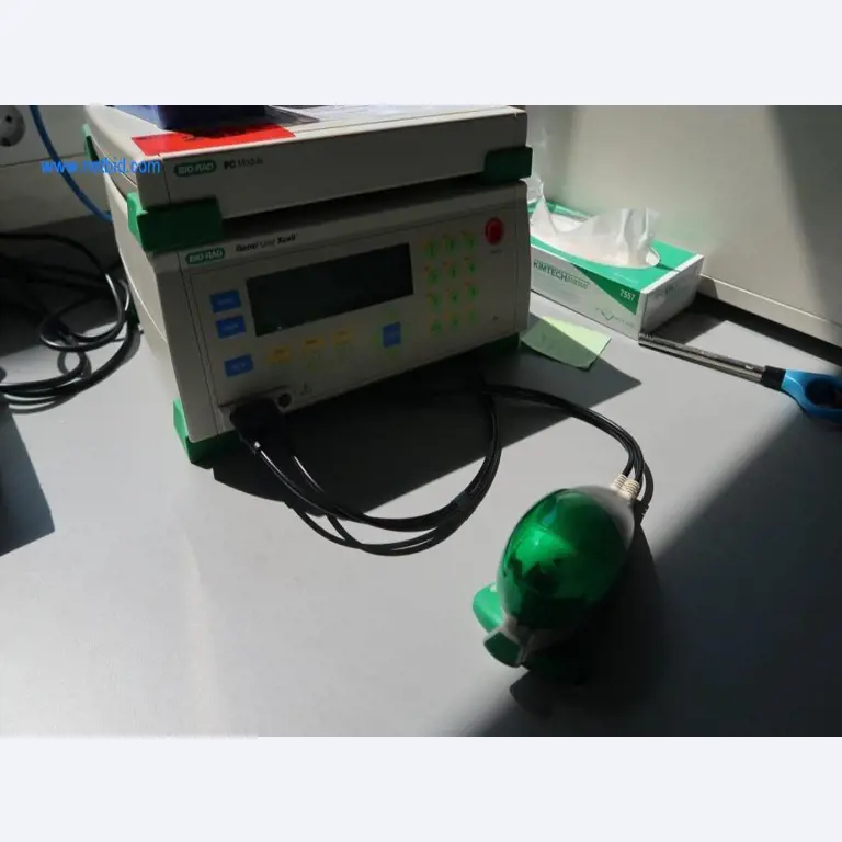 Office and laboratory furniture, laboratory devices and equipment-3