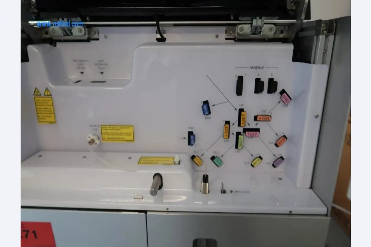 Meble biurowe i laboratoryjne, sprzęt laboratoryjny i wyposażenie laboratorium-5