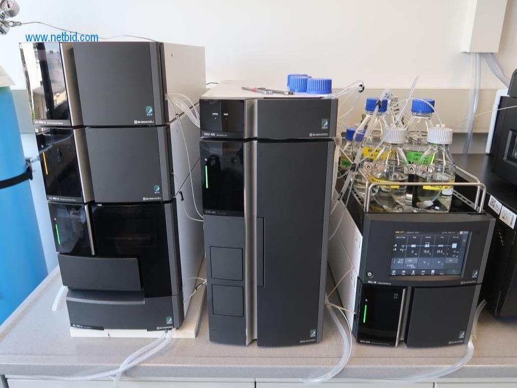 Kancelářský a laboratorní nábytek, laboratorní vybavení a laboratorní zařízení-2