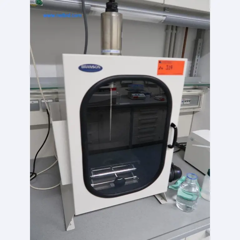 Office and laboratory furniture, laboratory devices and equipment-3