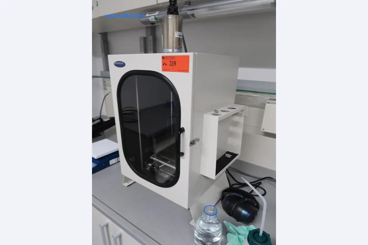 Office and laboratory furniture, laboratory devices and equipment-4