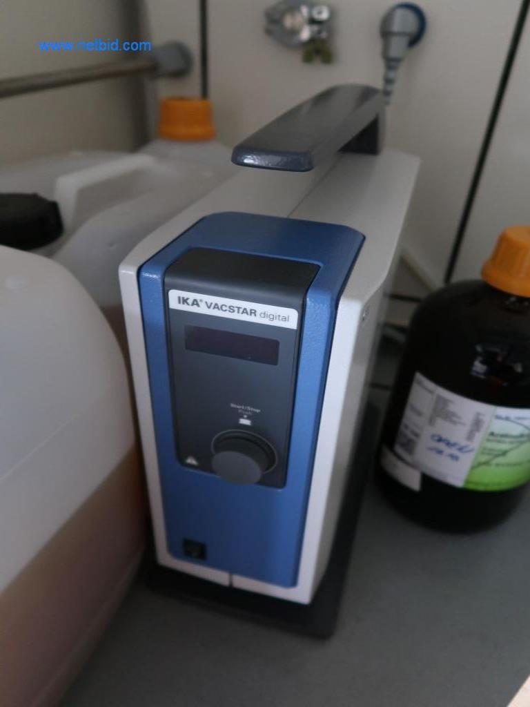 Büro- und Labormöbel, Laborgeräte und Laborausstattung-4