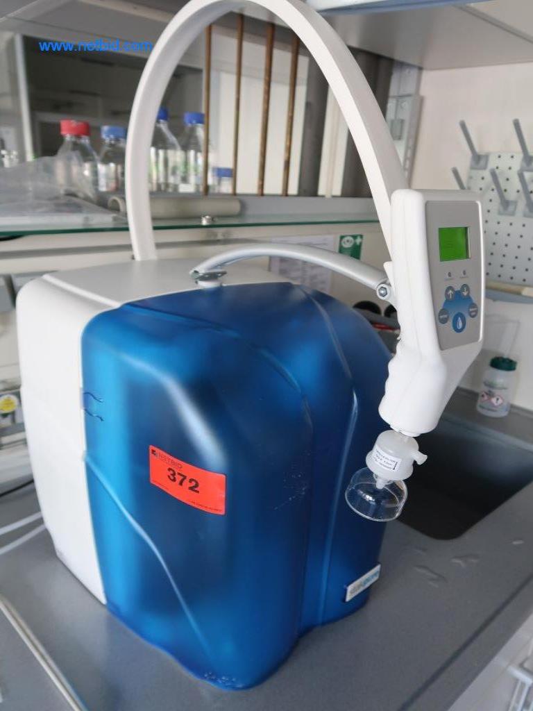 Büro- und Labormöbel, Laborgeräte und Laborausstattung-1