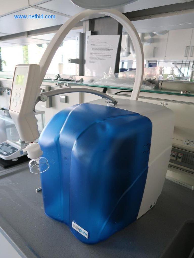 Büro- und Labormöbel, Laborgeräte und Laborausstattung-2