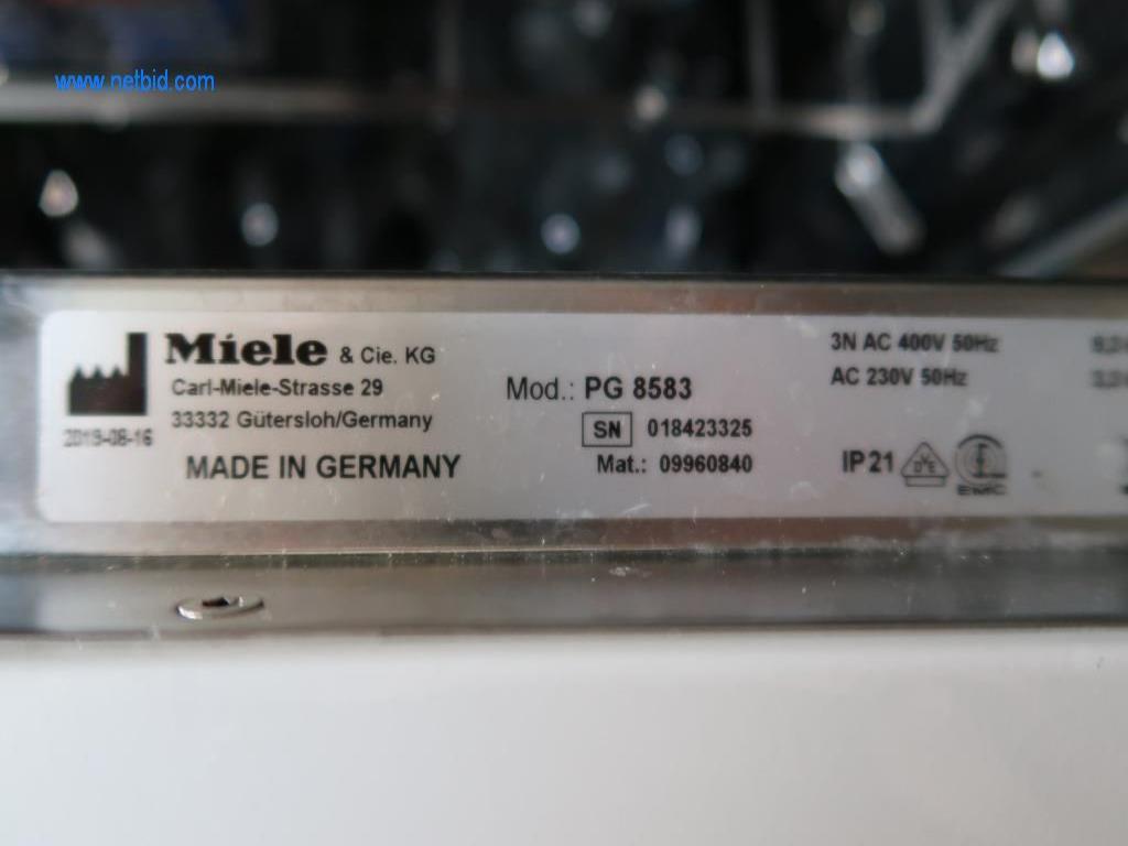 Büro- und Labormöbel, Laborgeräte und Laborausstattung-4