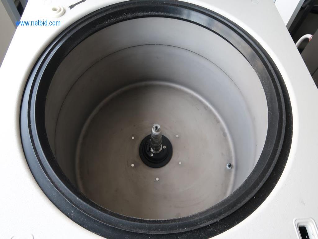 Büro- und Labormöbel, Laborgeräte und Laborausstattung-3