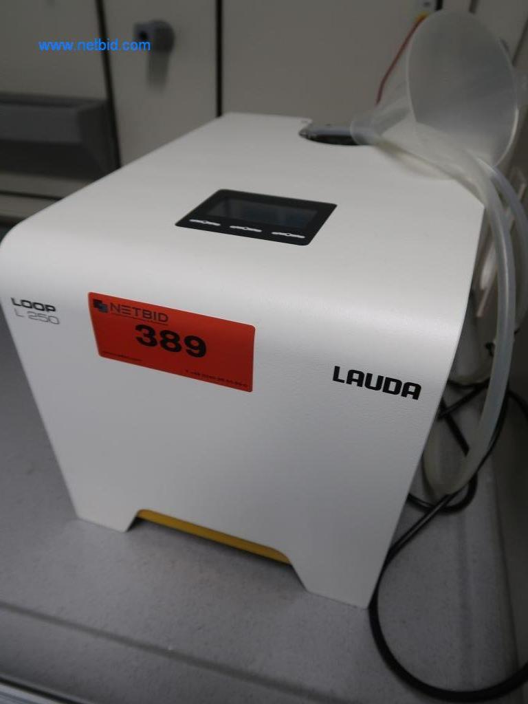 Büro- und Labormöbel, Laborgeräte und Laborausstattung-2