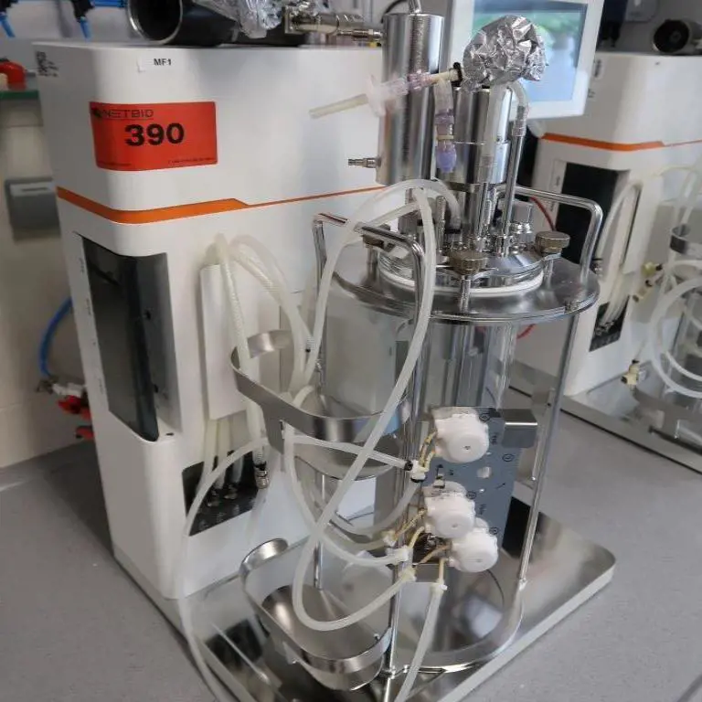 Bench-Top Bioreactor Infors Minifors 2