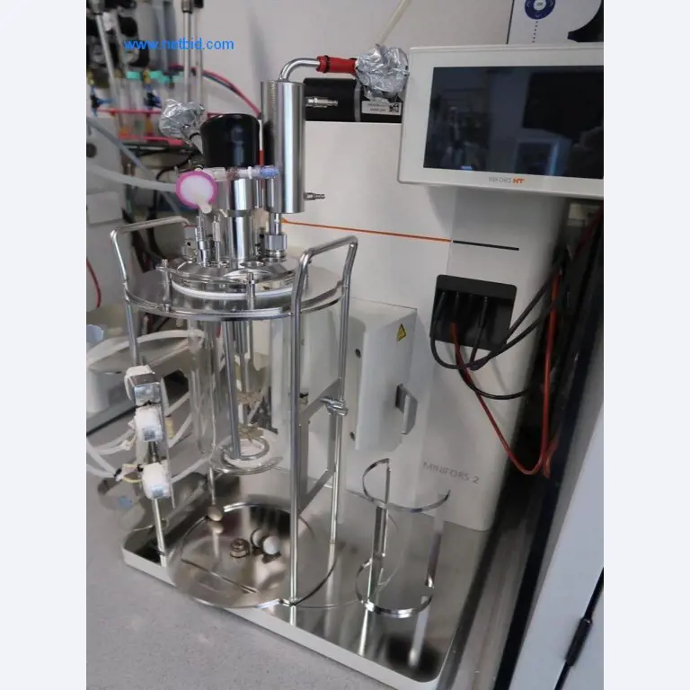 Kancelářský a laboratorní nábytek, laboratorní vybavení a laboratorní zařízení-2