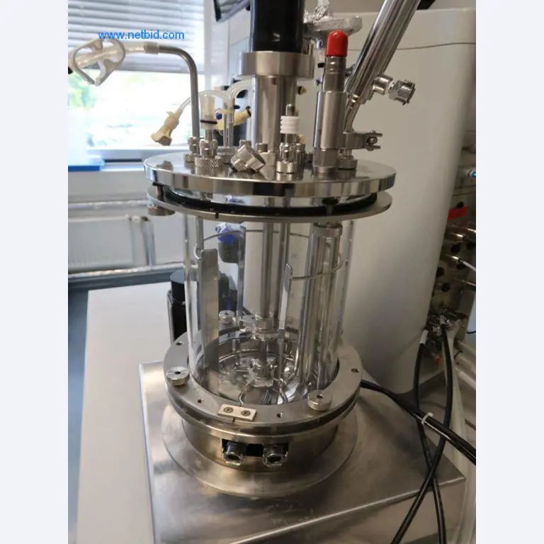 Office and laboratory furniture, laboratory devices and equipment-3