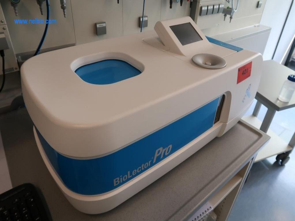 Büro- und Labormöbel, Laborgeräte und Laborausstattung-3