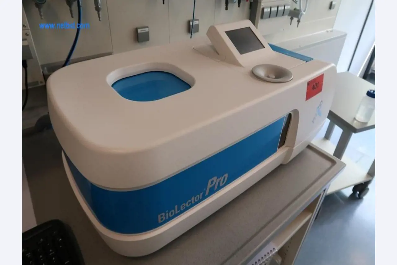 Office and laboratory furniture, laboratory devices and equipment-3