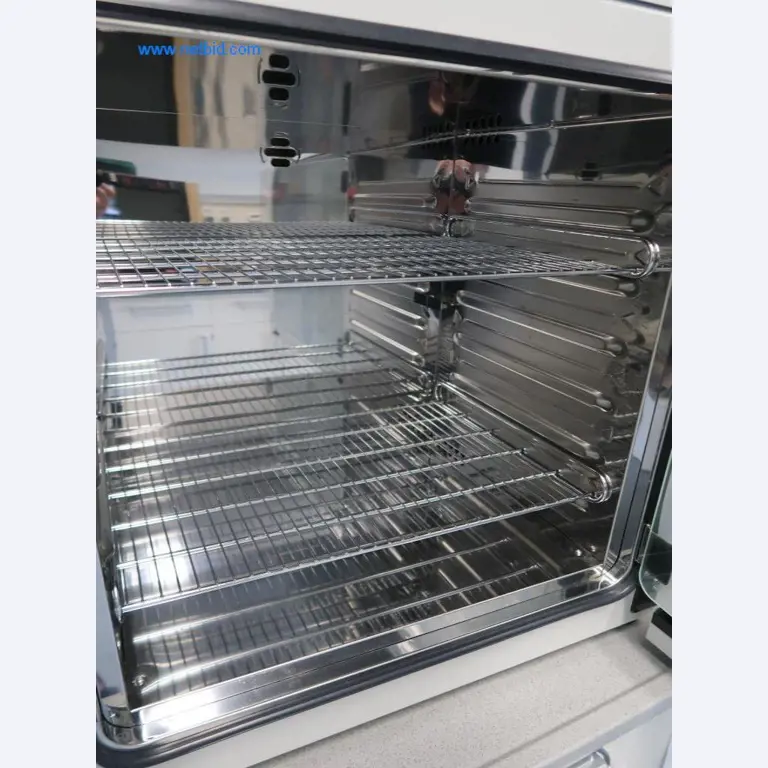 Meble biurowe i laboratoryjne, sprzęt laboratoryjny i wyposażenie laboratorium-2