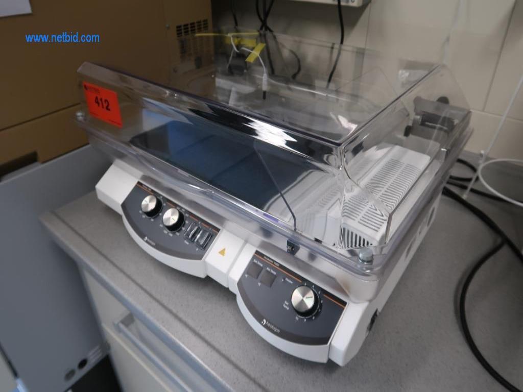 Büro- und Labormöbel, Laborgeräte und Laborausstattung-2