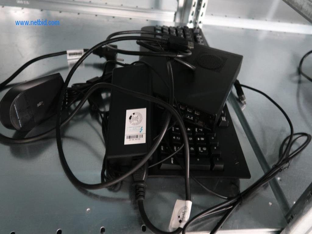 Büro- und Labormöbel, Laborgeräte und Laborausstattung-2