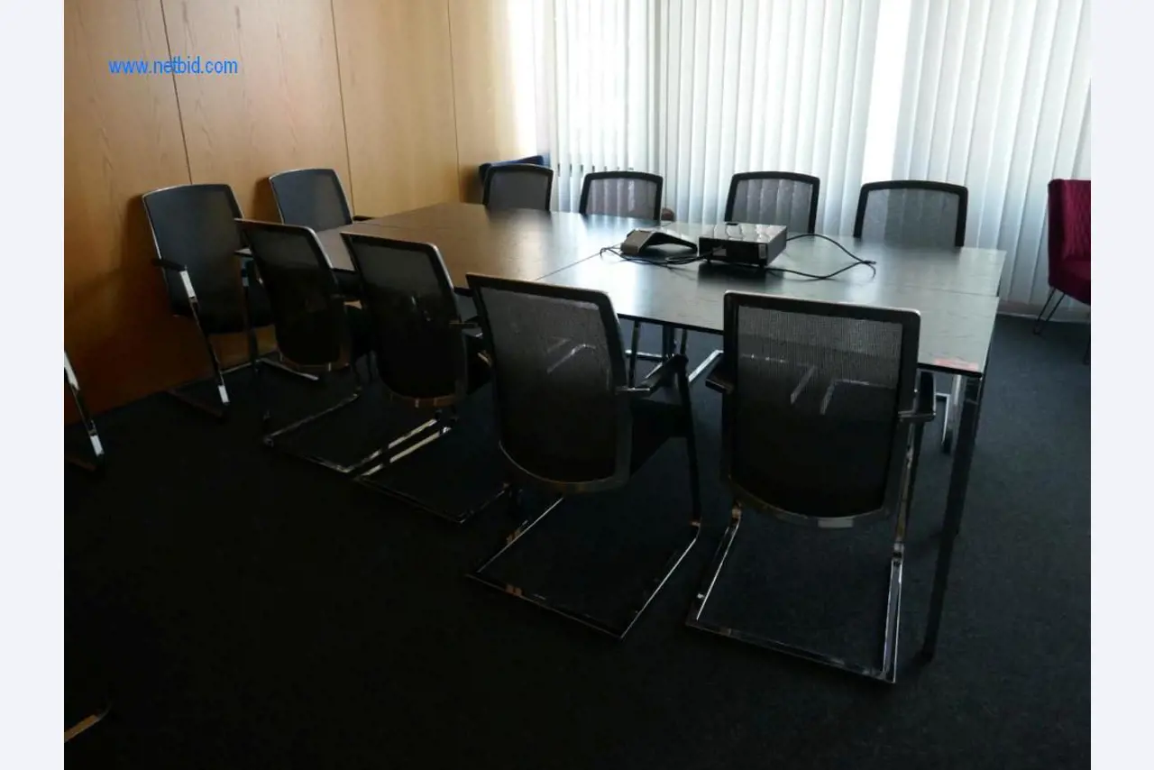 Kancelářský a laboratorní nábytek, laboratorní vybavení a laboratorní zařízení-1