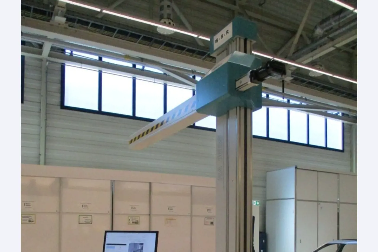 Measuring stands for coordinate measuring machines-2