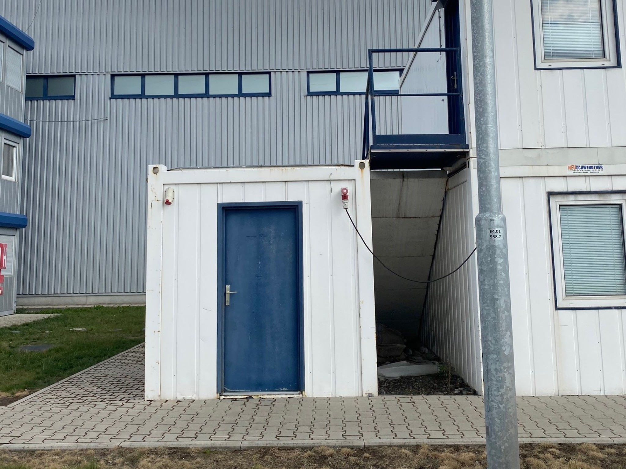 Containers/office cells-1