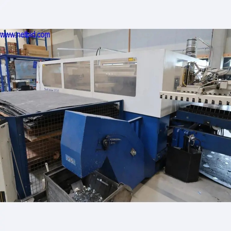 Stroji pri Exklusiv Hauben Gutmann GmbH-1