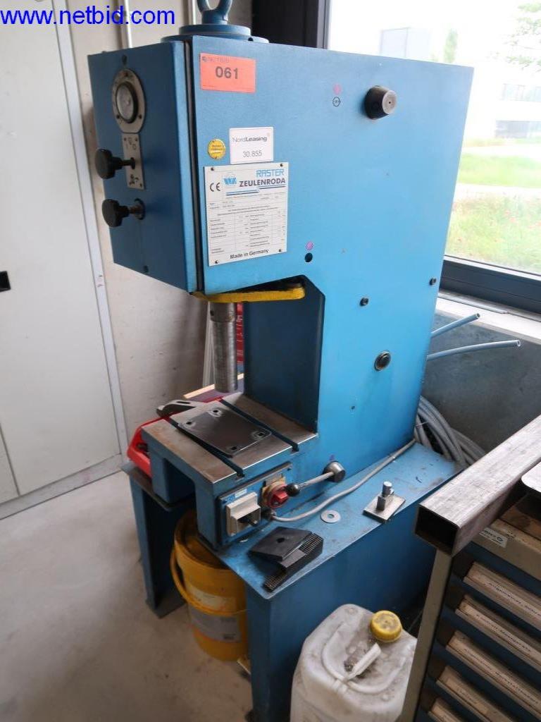 Stroji pri Exklusiv Hauben Gutmann GmbH-7