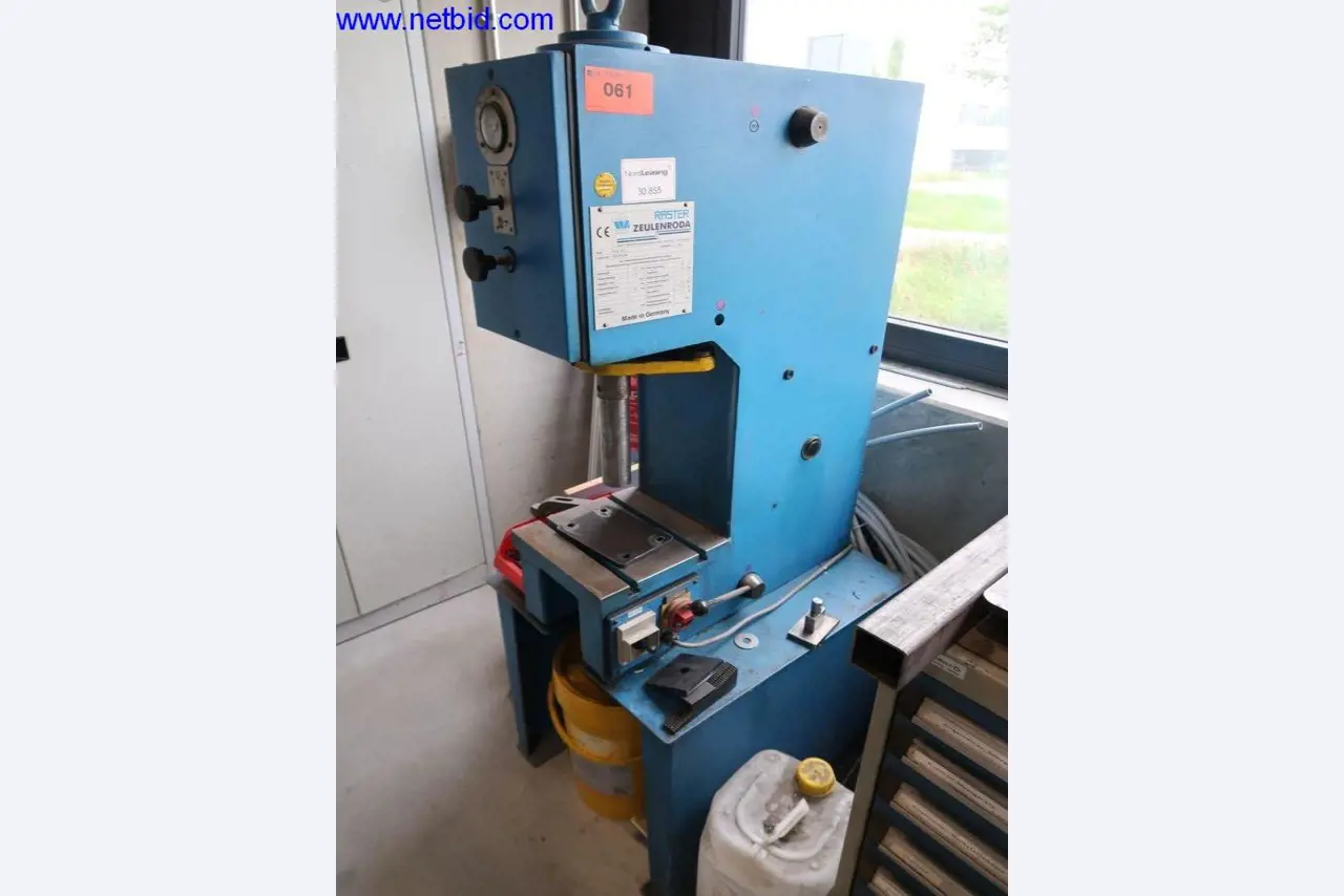 Maquinaria en Exklusiv Hauben Gutmann GmbH-7