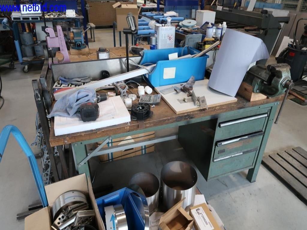 Stroje u společnosti Exklusiv Hauben Gutmann GmbH-1