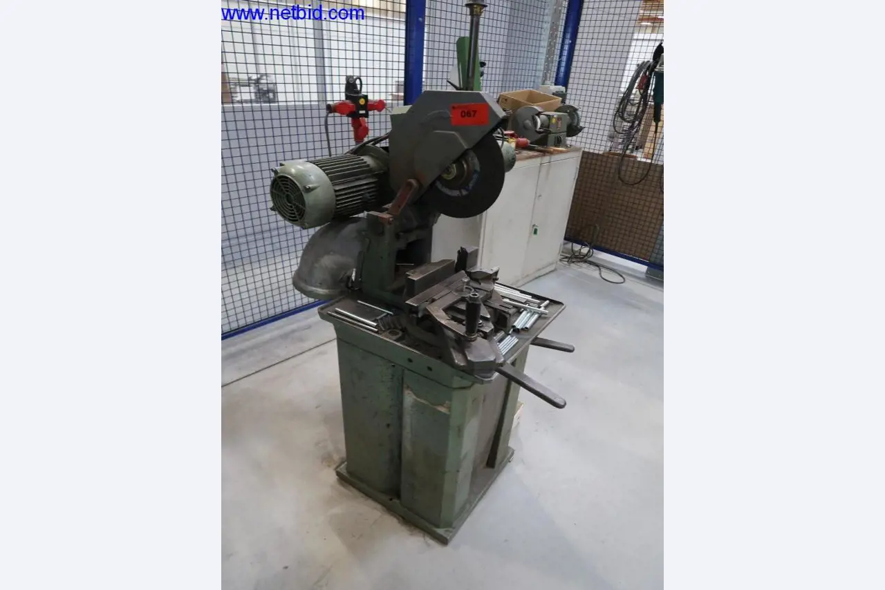 Stroji pri Exklusiv Hauben Gutmann GmbH-1