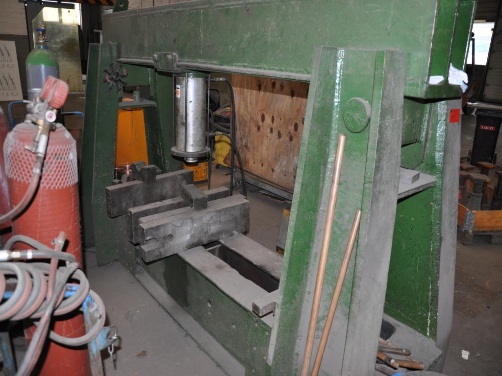 Mechanical/ operational equipment of a building yard-2