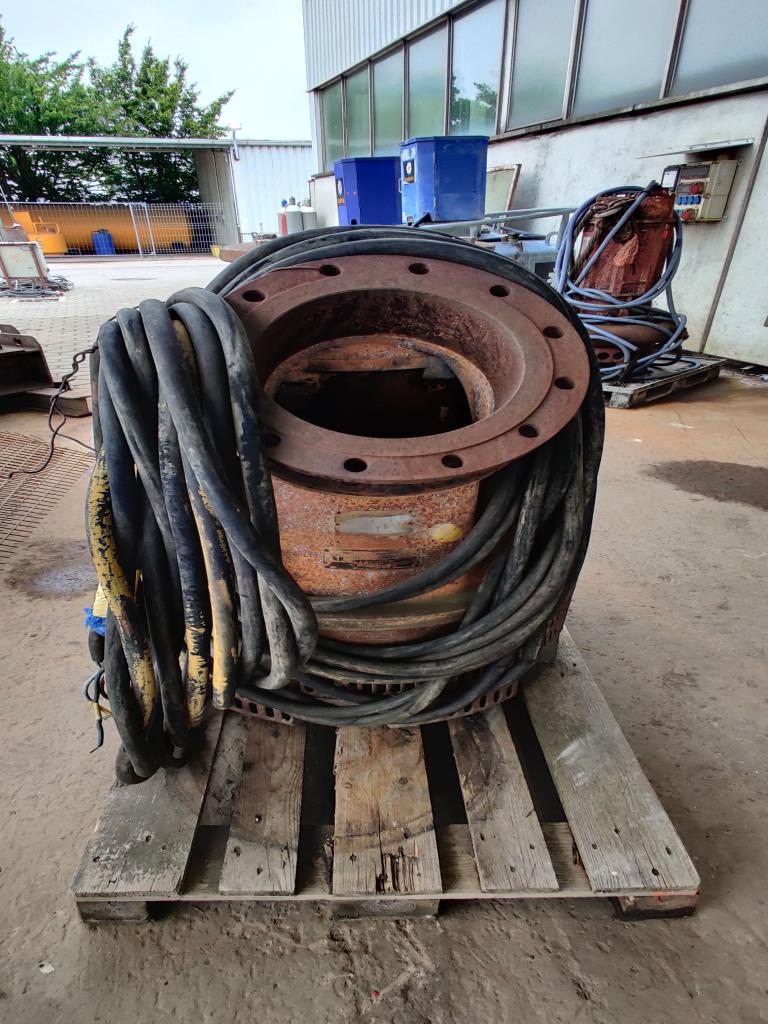 Equipamento mecânico/operacional de um estaleiro-2