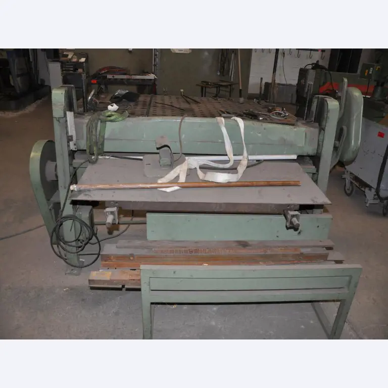 Wyposażenie mechaniczne/operacyjne placu budowy-3