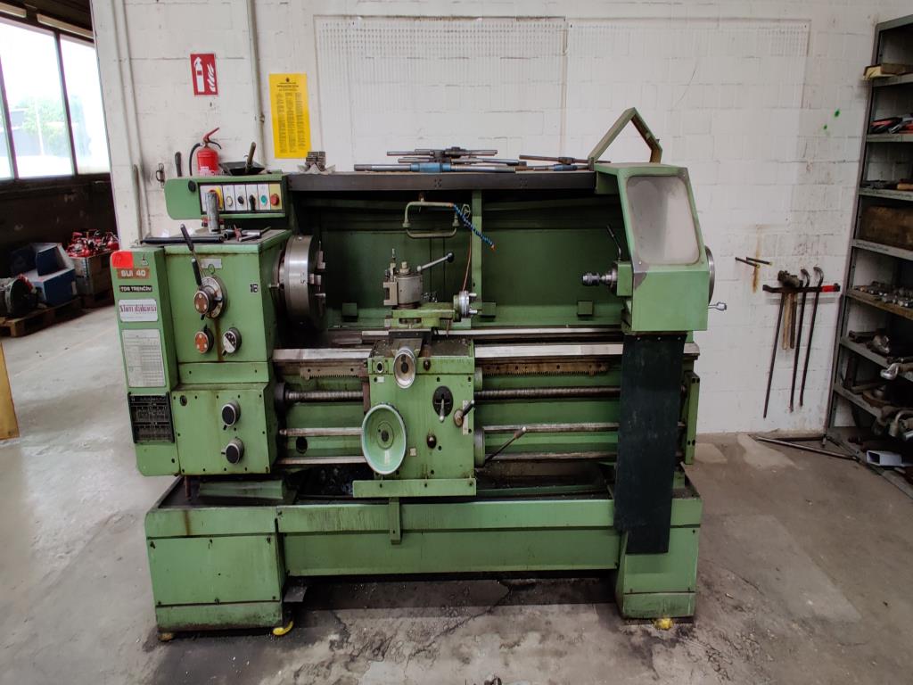 Equipamento mecânico/operacional de um estaleiro-4