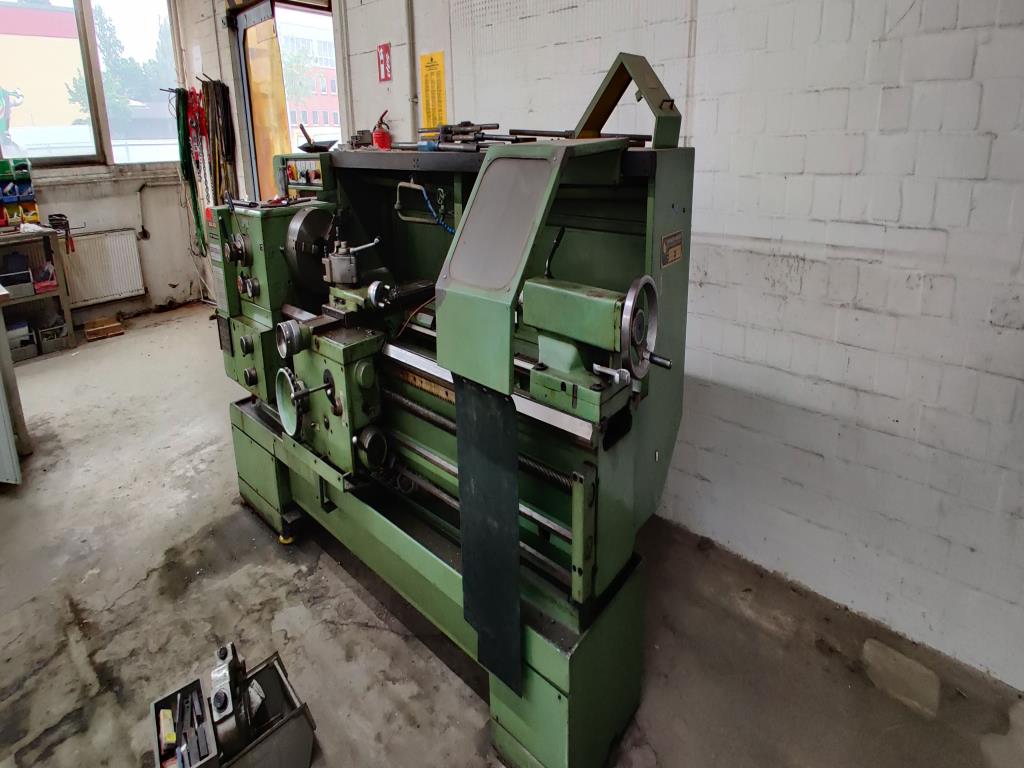 Equipamento mecânico/operacional de um estaleiro-5