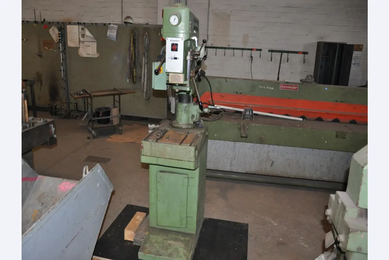 Mechanische/operationele uitrusting van een bouwwerf-2