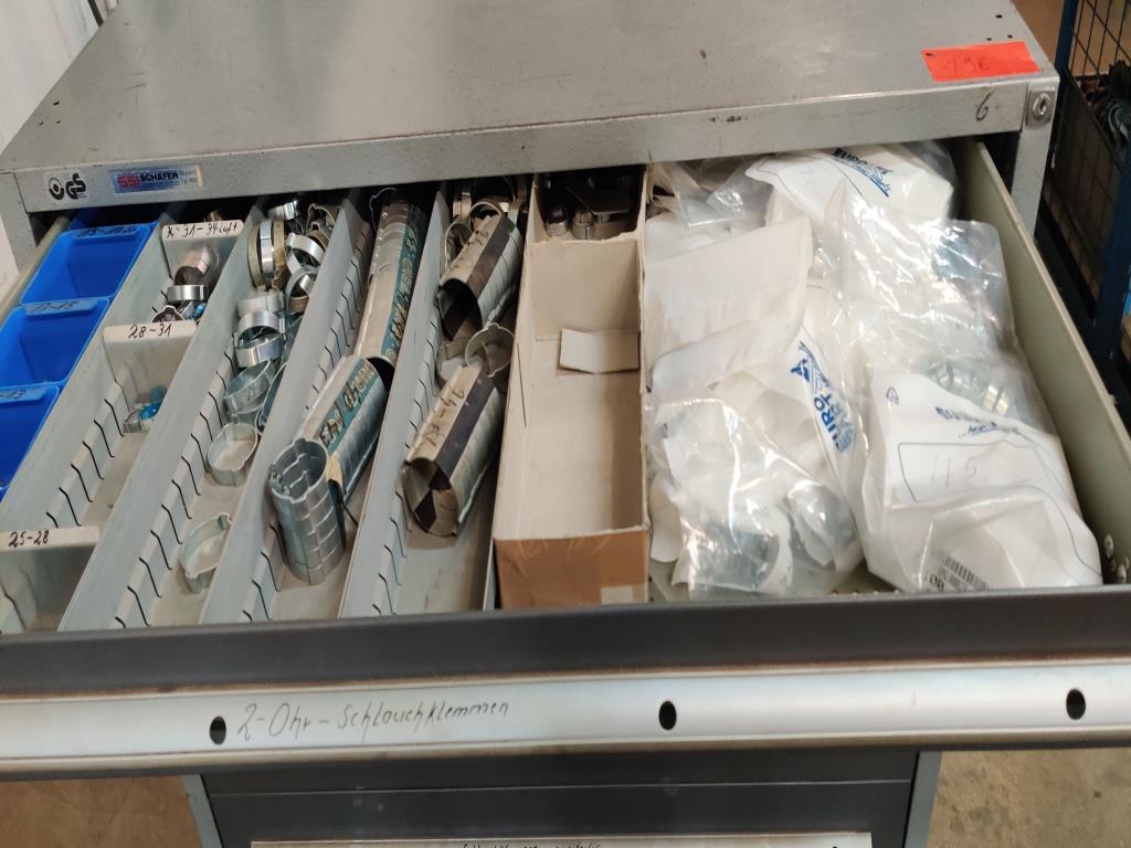 Equipamento mecânico/operacional de um estaleiro-16