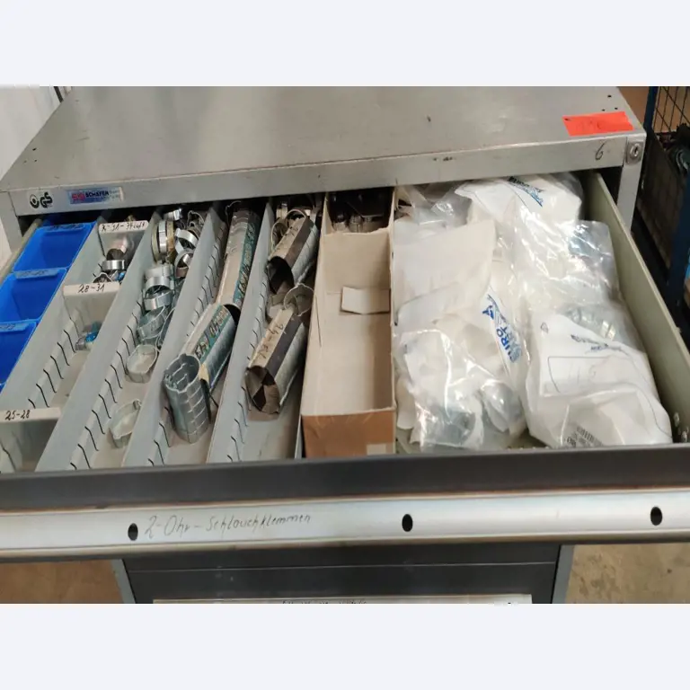 Wyposażenie mechaniczne/operacyjne placu budowy-16
