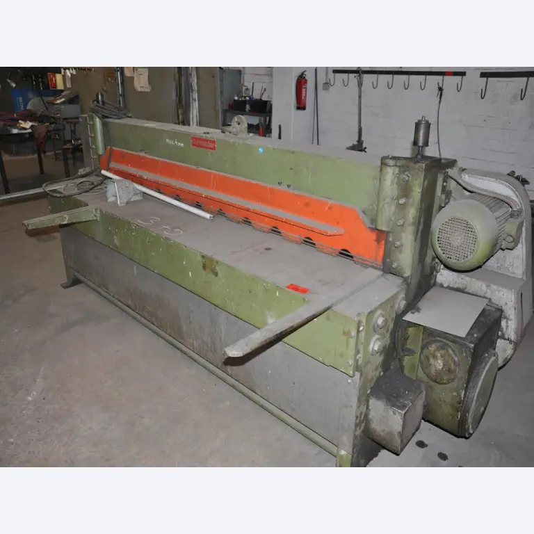 Mechanical/ operational equipment of a building yard-1