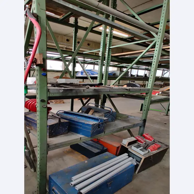 Equipamento mecânico/operacional de um estaleiro-19