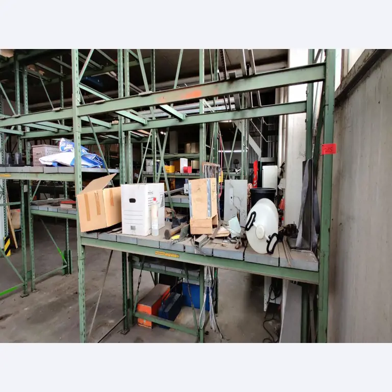 Equipamento mecânico/operacional de um estaleiro-21