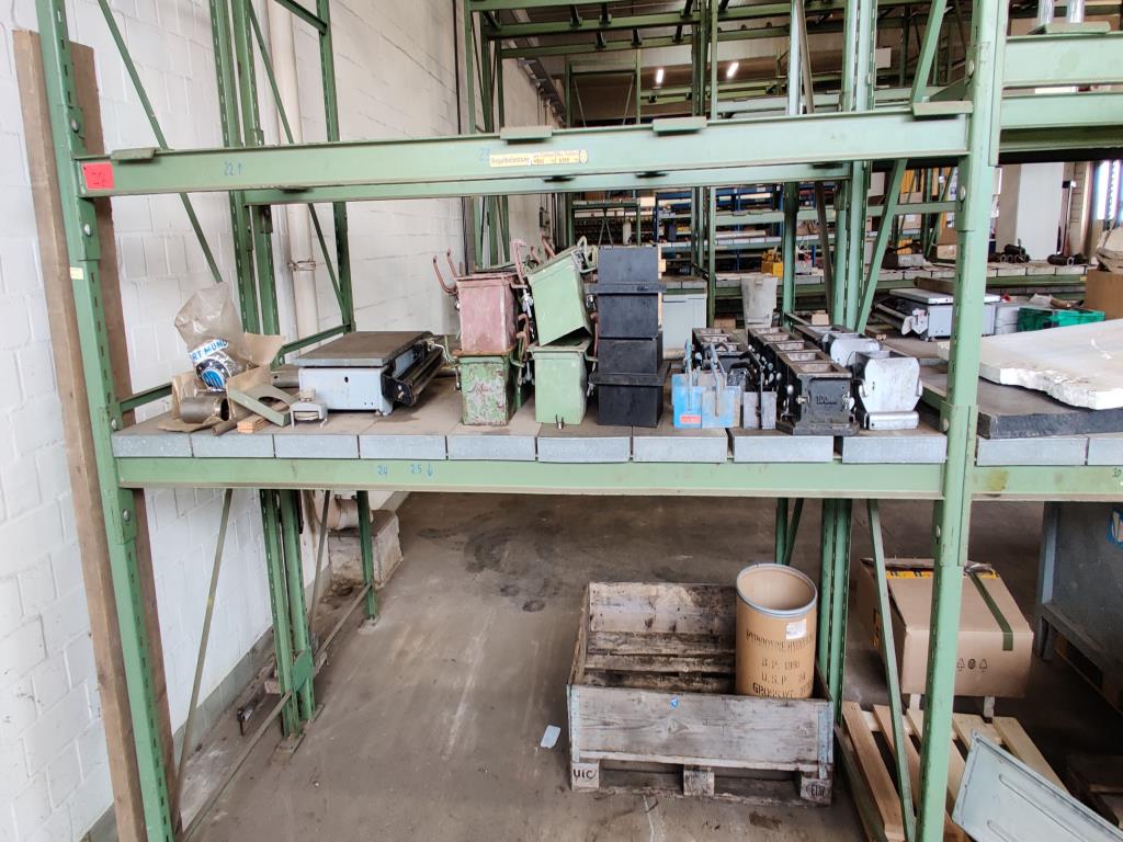 Equipamento mecânico/operacional de um estaleiro-25