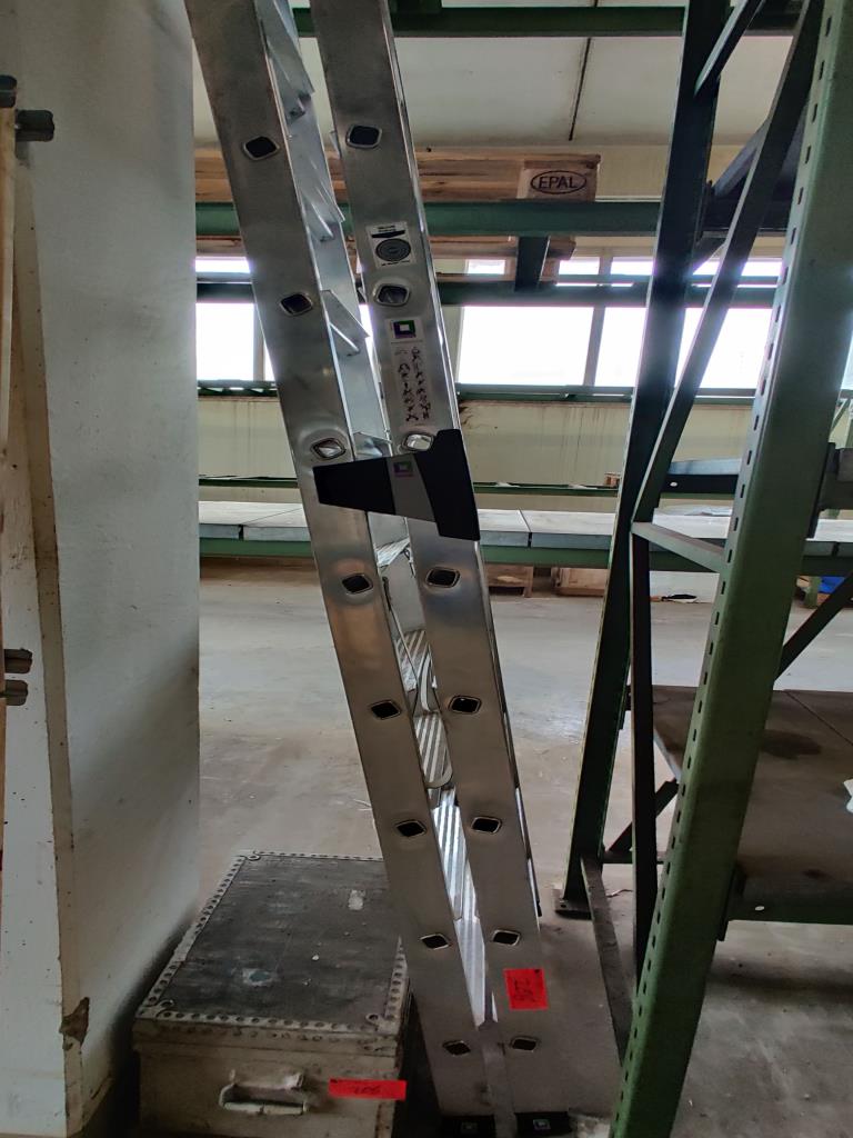 Equipamento mecânico/operacional de um estaleiro-29