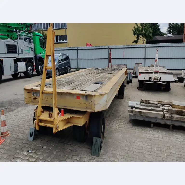 Wyposażenie mechaniczne/operacyjne placu budowy-1