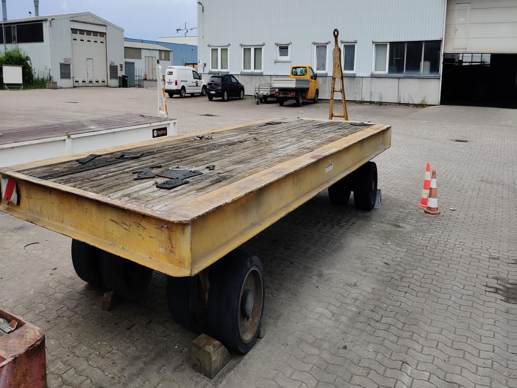 Equipamento mecânico/operacional de um estaleiro-4